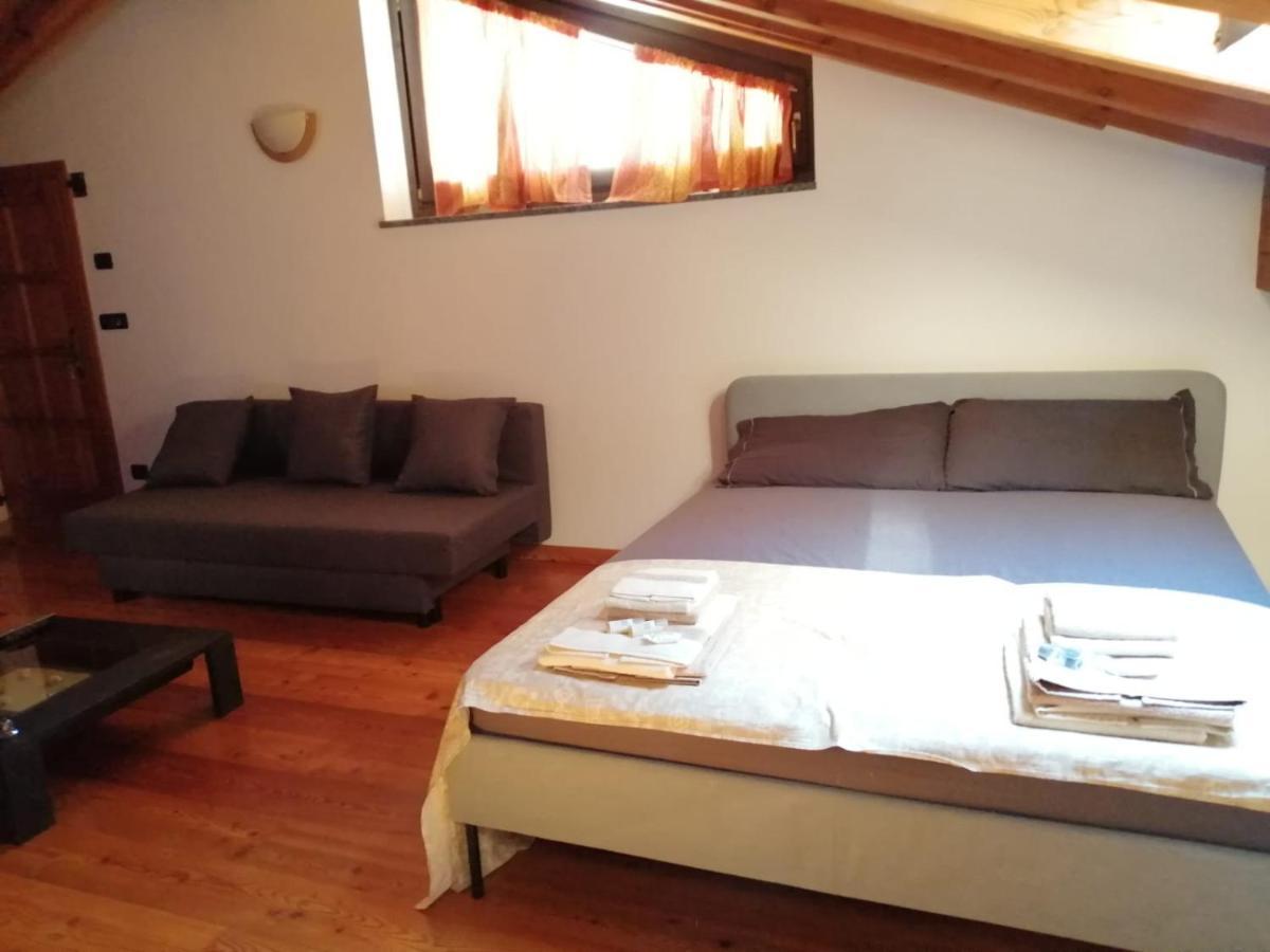 Mansarda Chanoux Cir N 0027 Châtillon Eksteriør billede